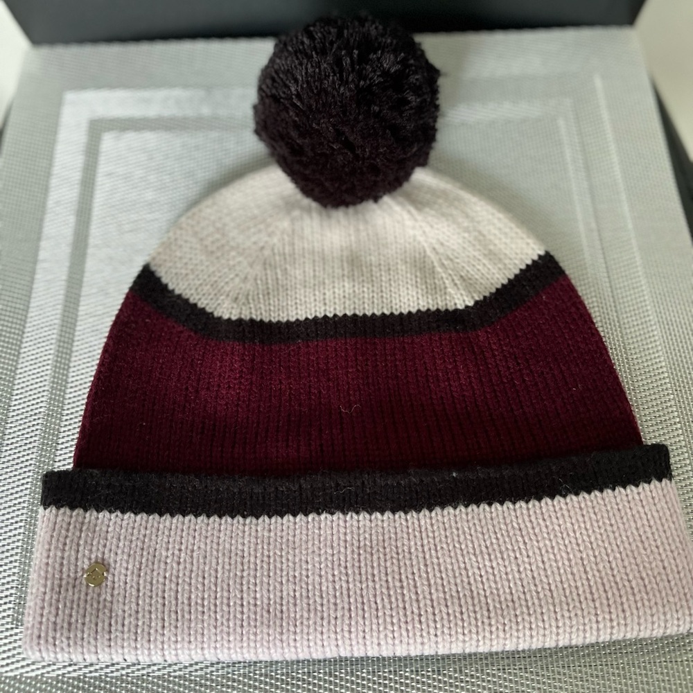 KATE SPADE NWOT AUTHENTIC RARE COLOR BLOCK 100% ACRYLIC POM POM DESIGN BEANIE